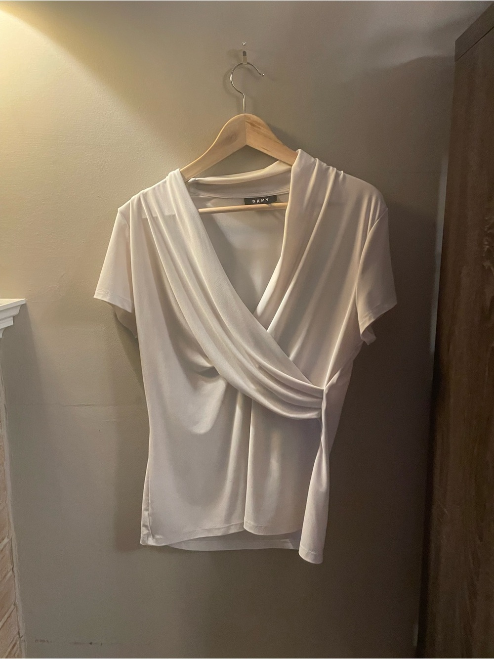 DKNY Cream Draped Wrap-Style Short-Sleeve Blouse
